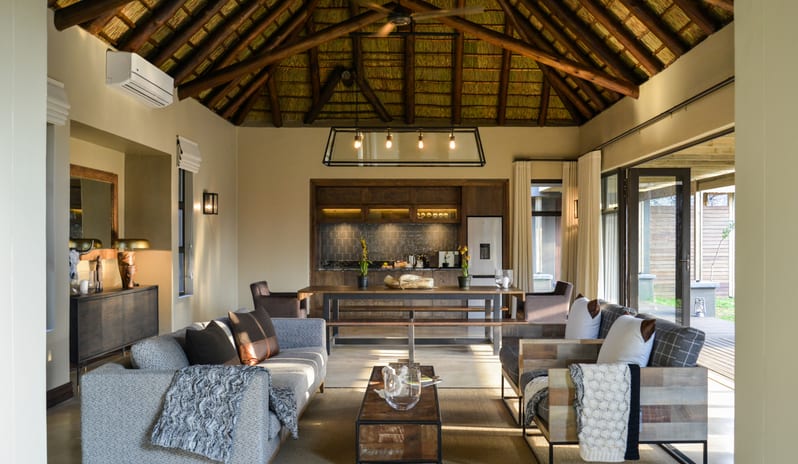 Lion Sands_Tinga Lodge_3_Hi'Nkweni Villa_Open Plan Living Area